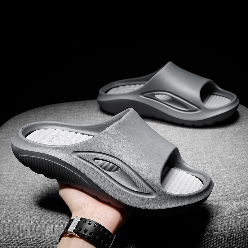 New Men's Slippers Outdoor Indoor Sandals Beach Men Casual Shoes Thick Soft Slides Men Flip-flops Men's Slippers Big Size 46 47