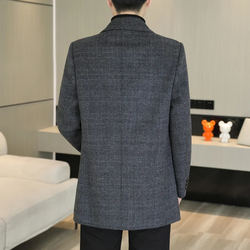 Classic mens gray striped wool coat autumn and winter business casual medium thick wool coat jacket warm and windproof 240829