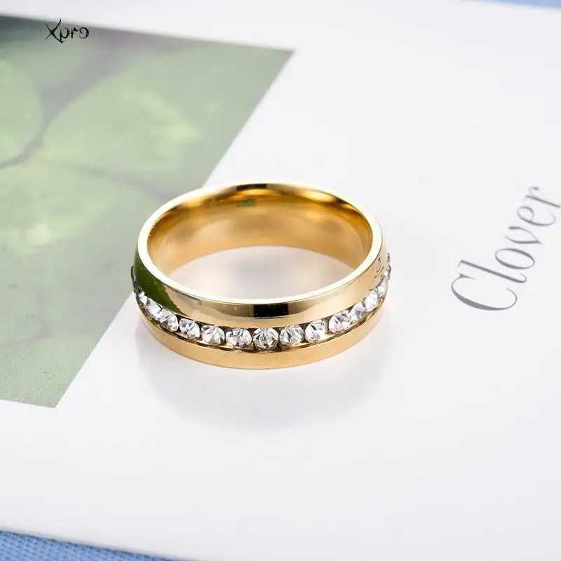 Fashion Crystal Stainless Steel Couple Ring Mens Titanium Steel Wedding Ring Engagement Ring Anniversary Jewelry Gift W240829