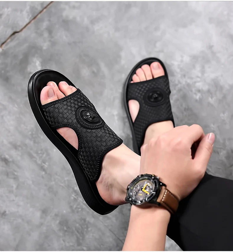 2024 Summer New Shoes for Men Slippers Fashion Casual Slides Comfortable Street Cool Beach Shoes Black Knit Sandals