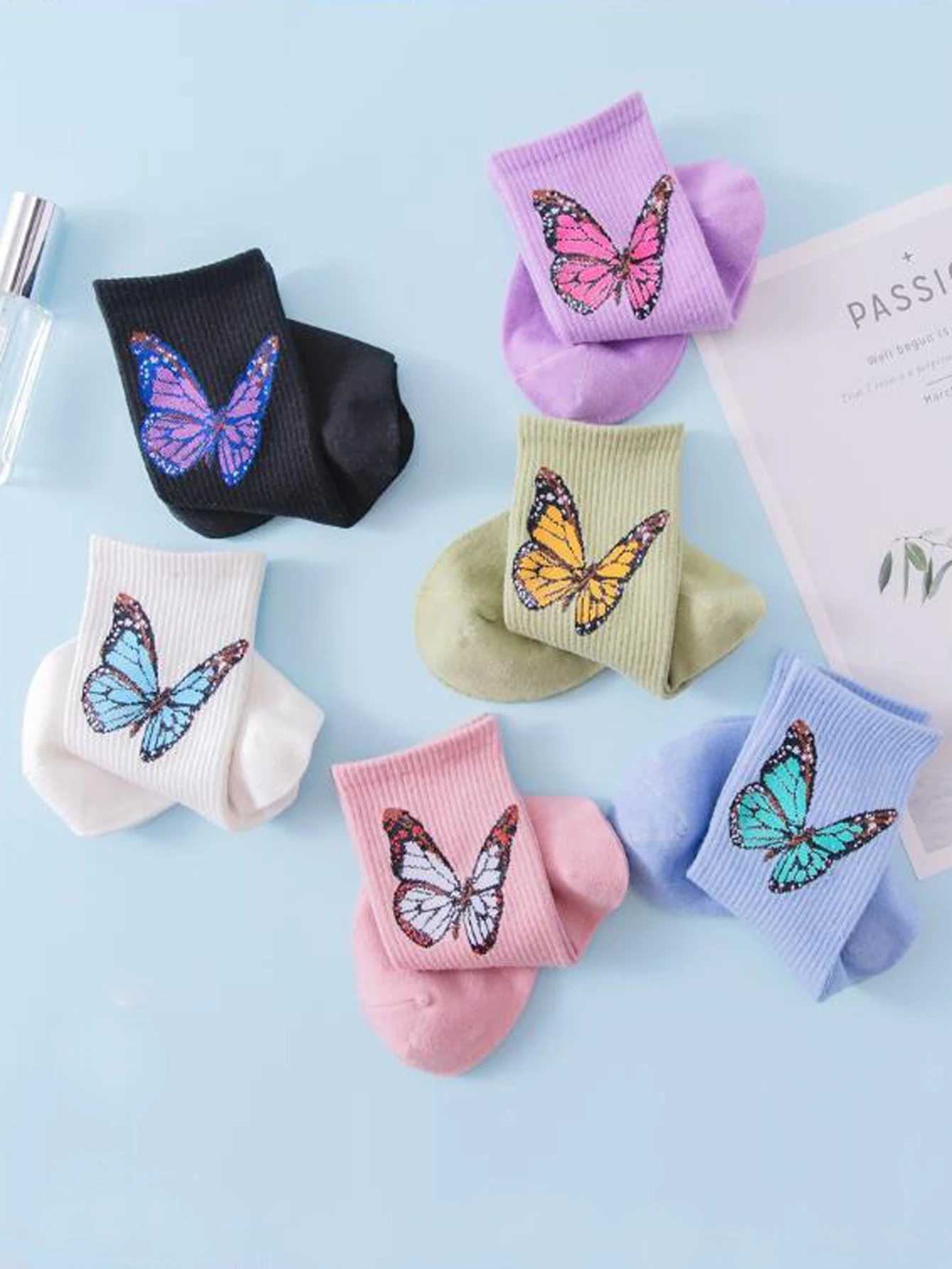 Men's Socks 6 Pairs/Set Womens Lovely Solid Color Butterfly Socks Crew Socks For Ladies Breathable Happy Socks Y240830DEIC