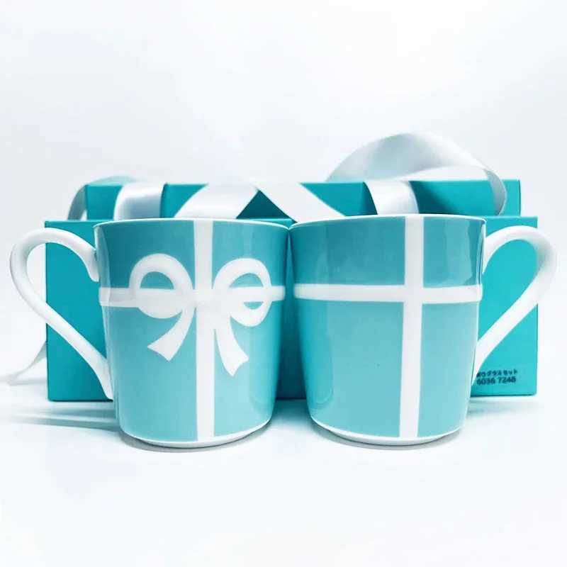 Mugs 2PCS/Set Ceramic Couple Cup Bone Chinese Water Cup Ceramic Cup Wedding Gift Valentines Day Gift Christmas Gift Coffee Cup T240829HBVZ