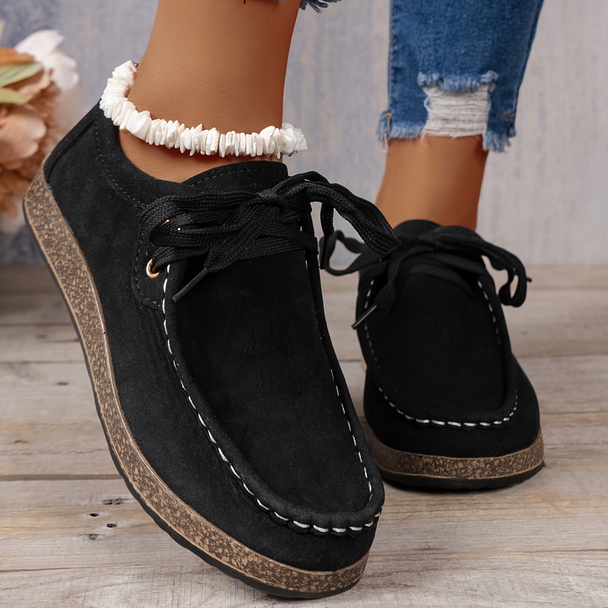 Lightweight Women's Sneakers - Casual Lace Up Outdoor Shoes for Comfortable All-Day Wear