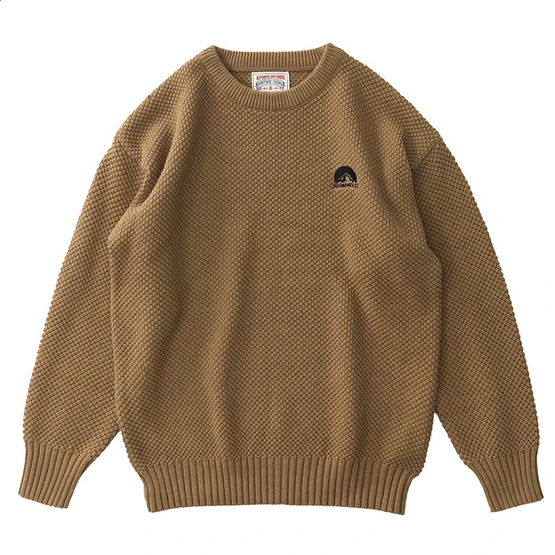 Vintage pineapple printed sweater with loose and casual lining thick needle round neck jacquard sweater for men 240829