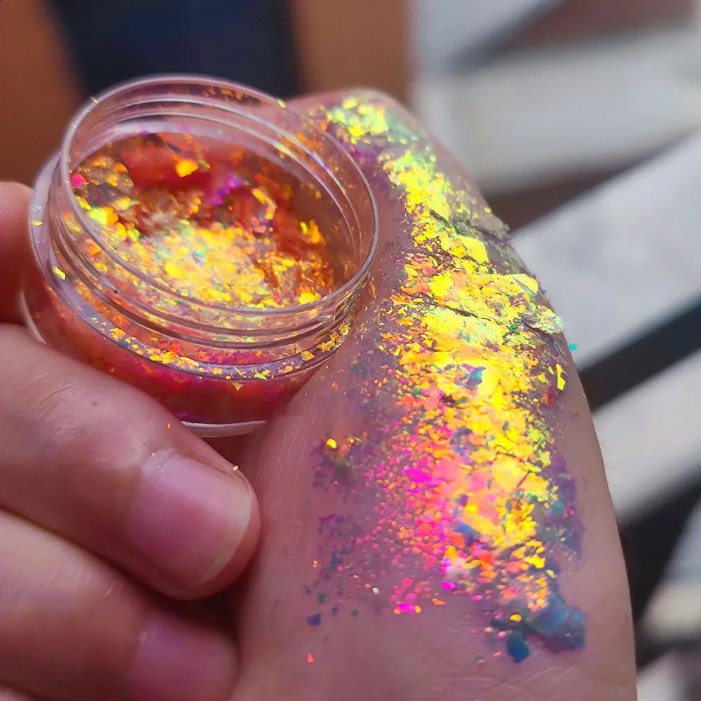 Sparkly chameleon nail protein stone magic mirror aurora thick nail sequins pigment eye shadow color shift mermaid nail chrome dust 240829