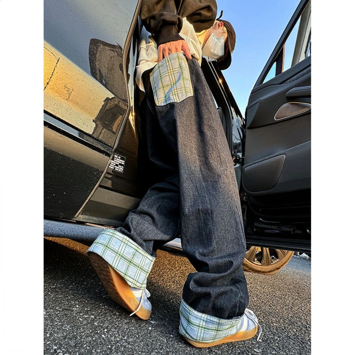 American Street Trend Red Checkered Rolled Edge Patchwork Jeans Men Vintage Hip Hop High Street Vibe Straight Leg Wide Leg Pants 240829