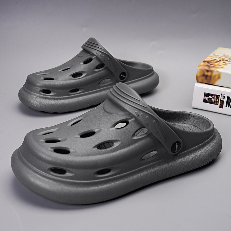 Fashion Men Sandals Slippers Outdoor Beach Comfortable Soft Clogs Trend Mens Beach Sandals Mens Casual Shoes Garden Shoes Sandal