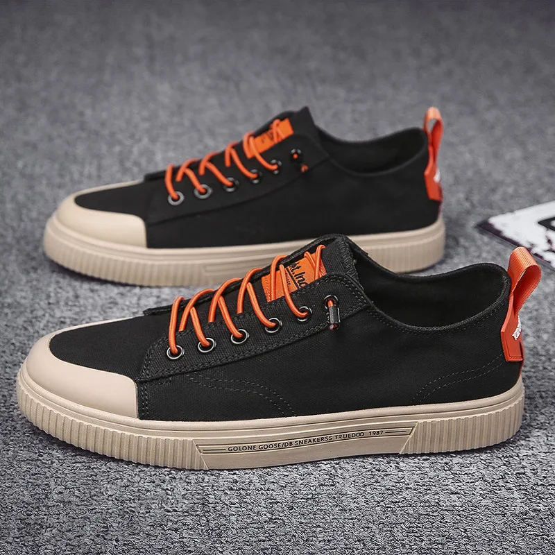 Men Canvas Shoes Vulcanized Men's Casual Sneakers Spring Summer Slip on Flat Men Loafers Skate Male Sneakers Student 2024