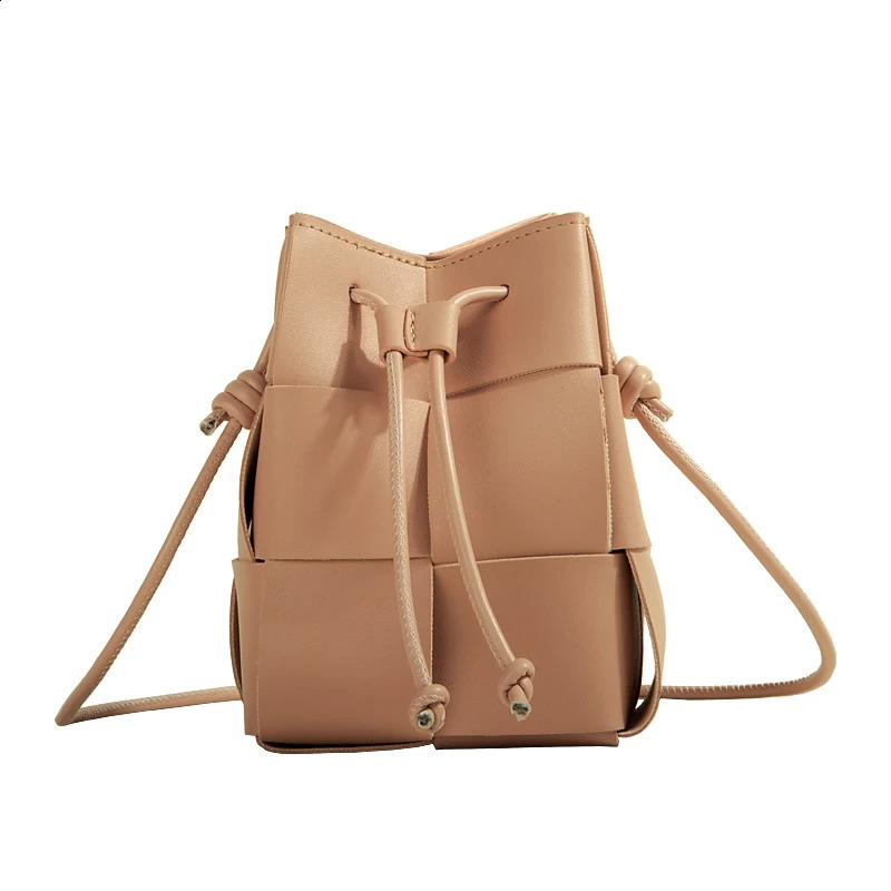 Small Drawstring Bucket Crossbody hot Bag - Woven Handbag for Women