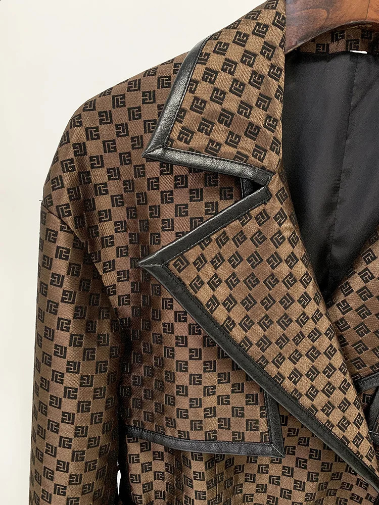 Celebrity Jacquard Maze Print Fashion Pants and Jackets Black