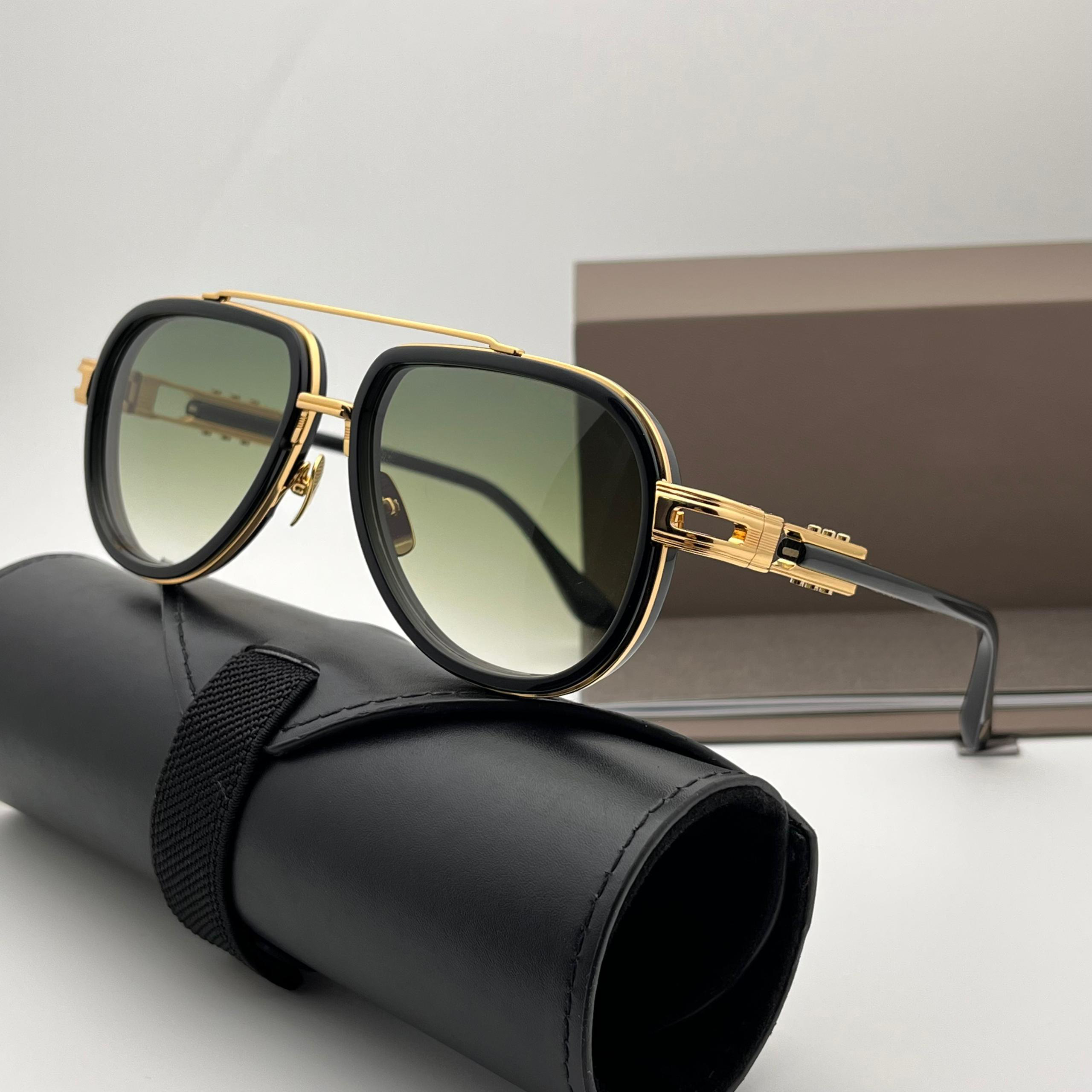 Fashion Sunglasses For Men Women Retro VASTIK DTS441 Eyewear Designers Trendy Outdoor drive-in Beach Style Anti-Ultraviolet Goggles Oval Full Frame Random Box