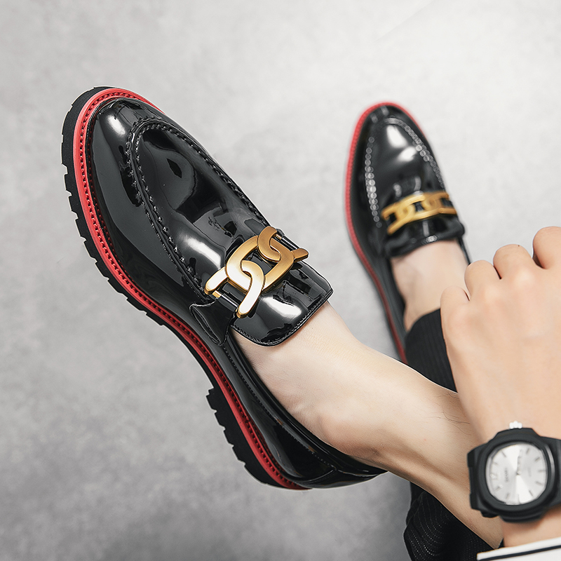 2023 Patent Leather Mens Designer Big Chain Oxfords Casual Classic Comfortable Footwear Dress Shoes Large Size 48 Flats Sneakers