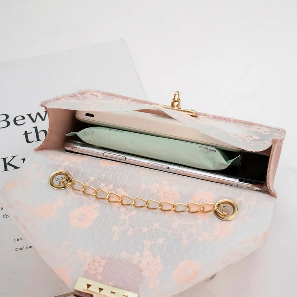 Fashionable PVC lace shoulder chain New casual small square high-quality mini horizontal bag 240830