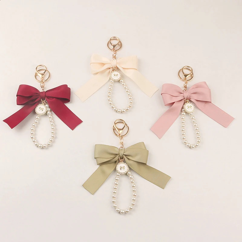Pearl Keychain Sweet Fashion Ribbon Bowknot Keyring Accessories Metal Buckle Women Bag Charms Gifts Jewelry 240829