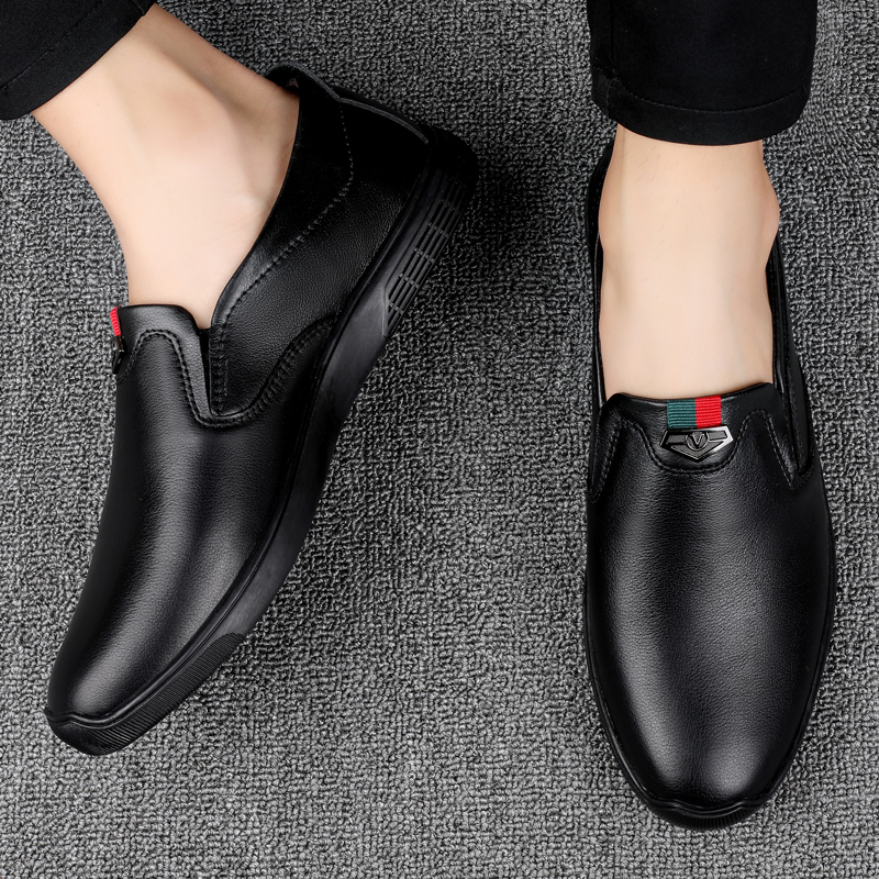 Cowhide Leather Mens Luxury Designer Casual Business Formal Loafers for Men Moccasins Italian Office Male Driving Shoes Sneakers