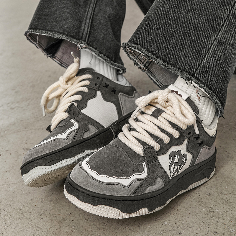 Women Sneakers Fahsion Design Flame Mixed Color Femme Sports Leisure Versatile Fashion Retro Trend Shoes Gray Tenis