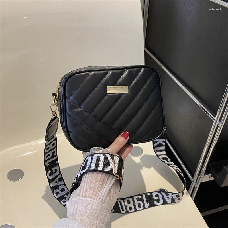 Shoulder Bags Fashion Solid Color Bag Crossbody For Women Leather Woven Purse Female Designer Handbags zhanyishengli