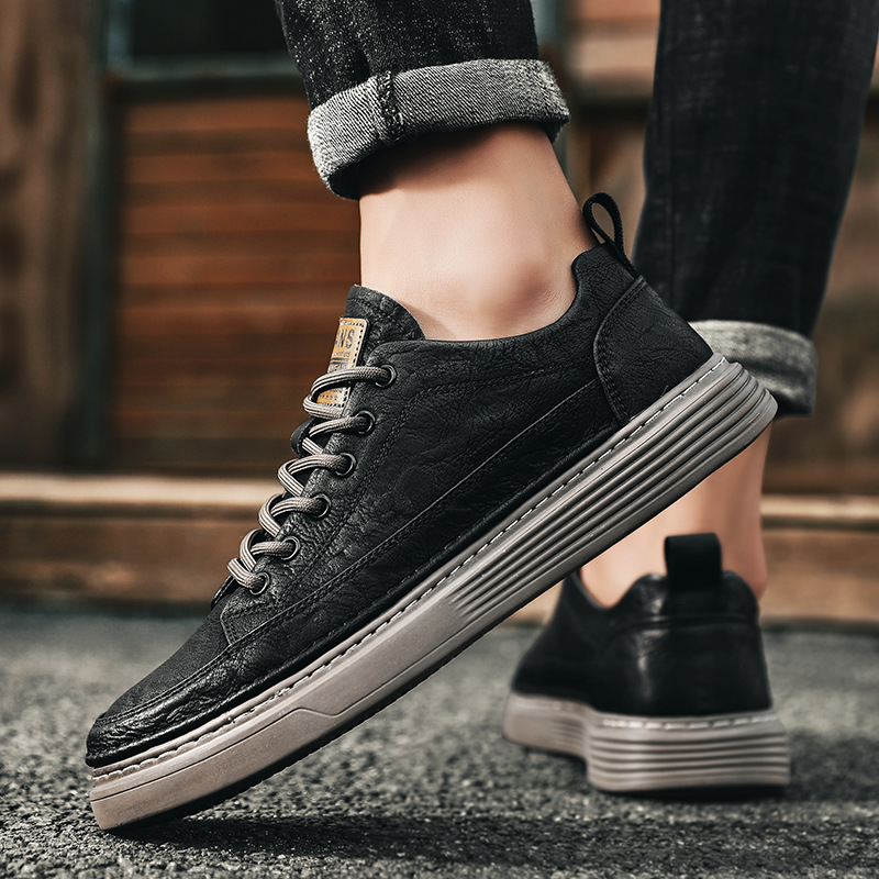 Leather Casual Winter Cotton Flat Running Sneakers Warm Skate Shoes Fashion Anti-skid Wear Men Boots Classic 2022 New 8725
