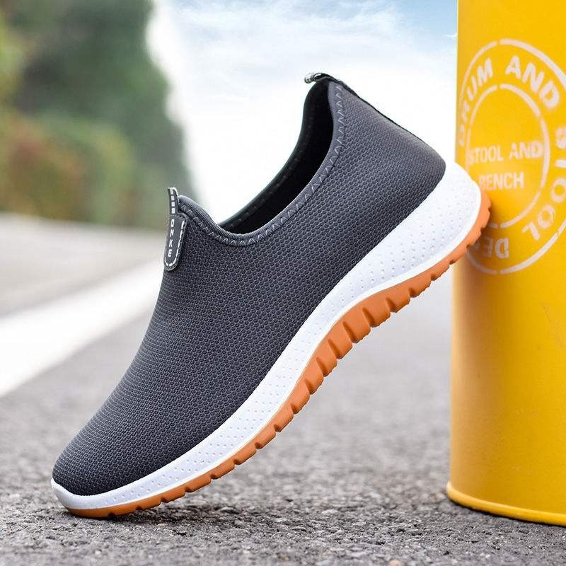 Mesh Breathable Shoes for Men Non-slip Wear-resistant Slip on Flat Casual Shoes Fashion Light Sport Walking Shoes
