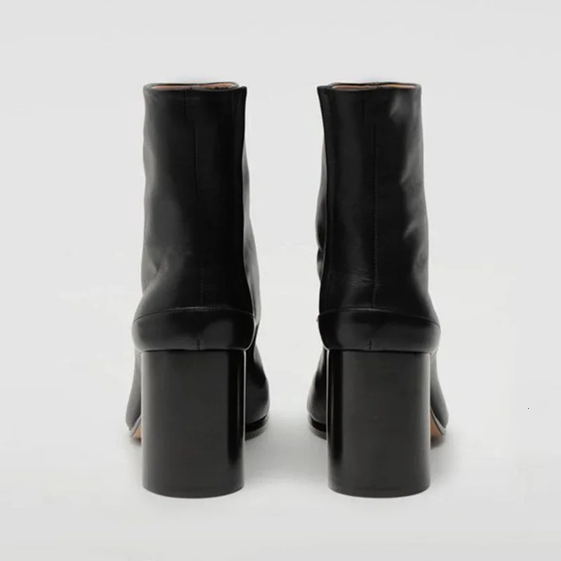 2024 Brand Designer Split Toe Ankle New Fashion Chunky Round High Heels Women Winter Tabi Shoes Short Boots