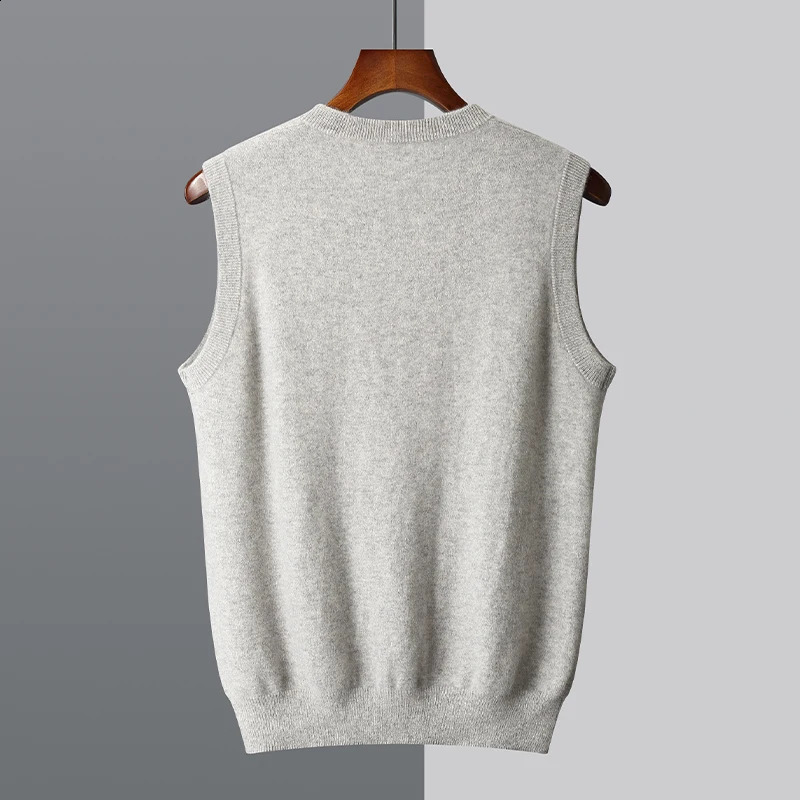 Mens Sweater Vest 100% Merino Wool camisole Spring Autumn Style V-Neck Knitted Pullover Vest Casual Solid Color Menswear 240829