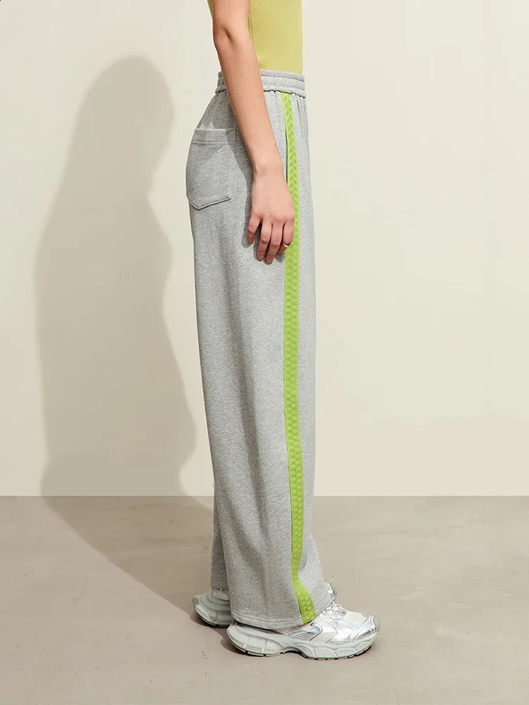 AMII Minimalist Womens Casual Pants Winter Sports Contrast Color Wide Leg Elastic Waist Cotton Trousers 12354064 240827