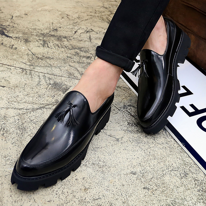 2022 Brand New Designer High Quality Casual Pointed Toe Men Dress Thick Soled Shoes Antiskid Shoe 518f