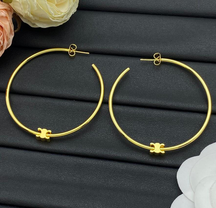 Classic INS Style Designer Hoop Earrings Eardrop Popular Big Circle Huggie Earring Jewelry for Women Brand High Quality Jewelry Wedding Party Accessories