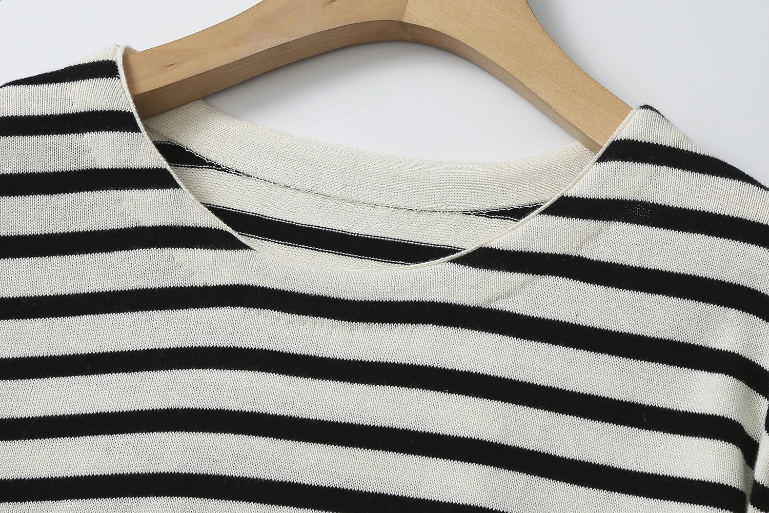 Ethereal MD Womens Casual Slow Striped Comfortable Cotton Pattern Long Sleeve Sweater 240827