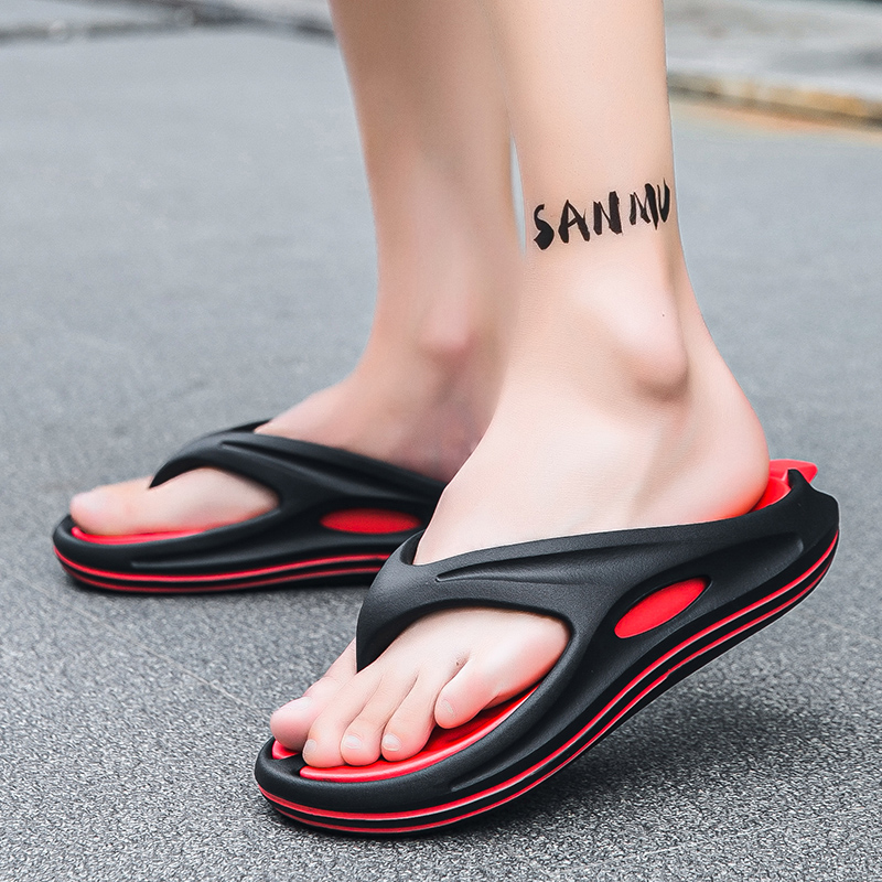 High Quality New Men Flip Flops Slippers Outdoor Indoor Beach Sandals Trend Men Thick Sole Soft Slides Men Slippers Casual Shoes