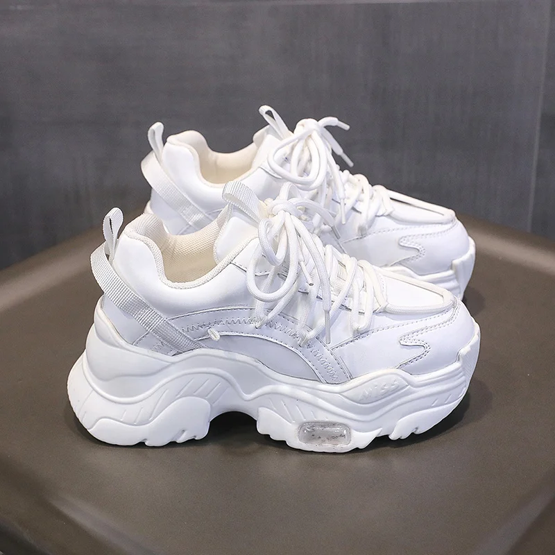 2025 new Women Platform Designer Sneakers Fashion Outdoor Flats Causal Lace Up Shoes Female Breathable Ladies Footwear Size 8bbb