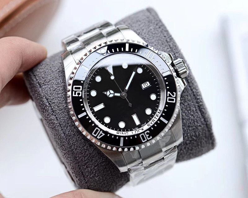 Top Mens Watch Designer 40MM High Quality Automatic Movement Watches Stainless Steel Ceramic Bezel Dial Luminous 100 Waterproof Di lusso aaa