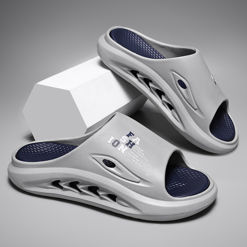 Fashion Men Slippers Outdoor Sandals Beach Soft Sole Indoor Slides Design Men Casual Shoes Flip-flops Home Slippers Size 39-48