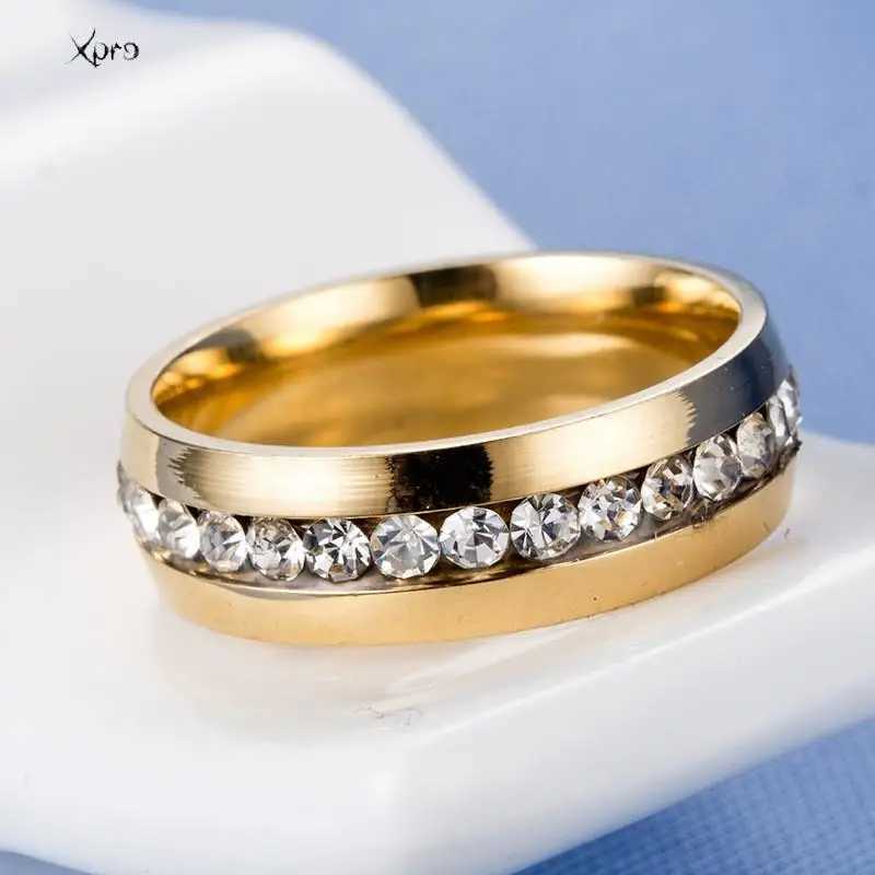 Fashion Crystal Stainless Steel Couple Ring Mens Titanium Steel Wedding Ring Engagement Ring Anniversary Jewelry Gift W240829