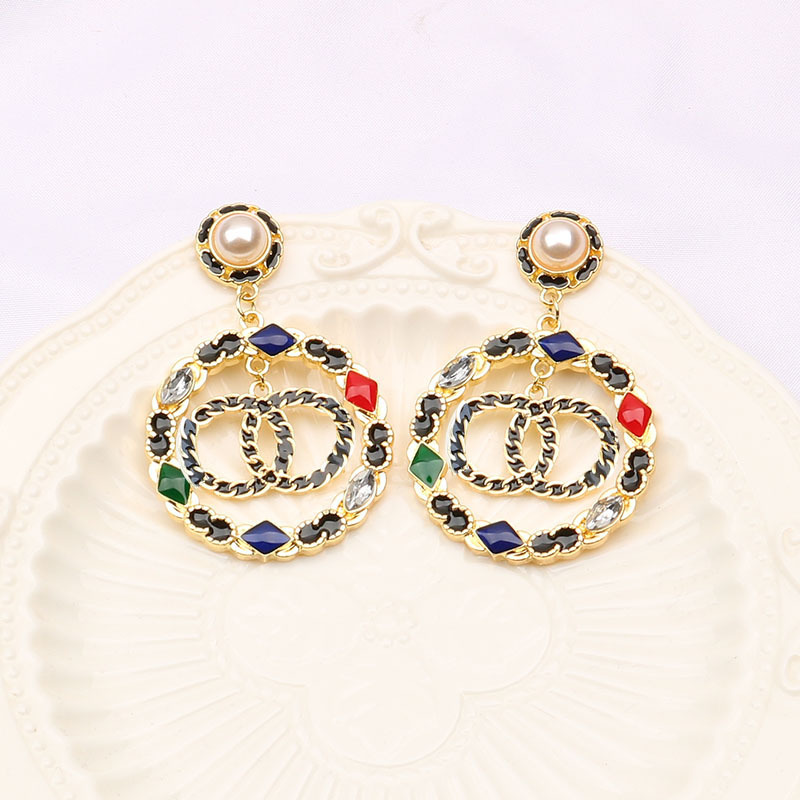 Mixed Style Simple Sier Letters Stud Famous Women Geometry Round Crystal Rhie Pearl Earring Wedding Party Designers Jewerlry Christmas Gifts
