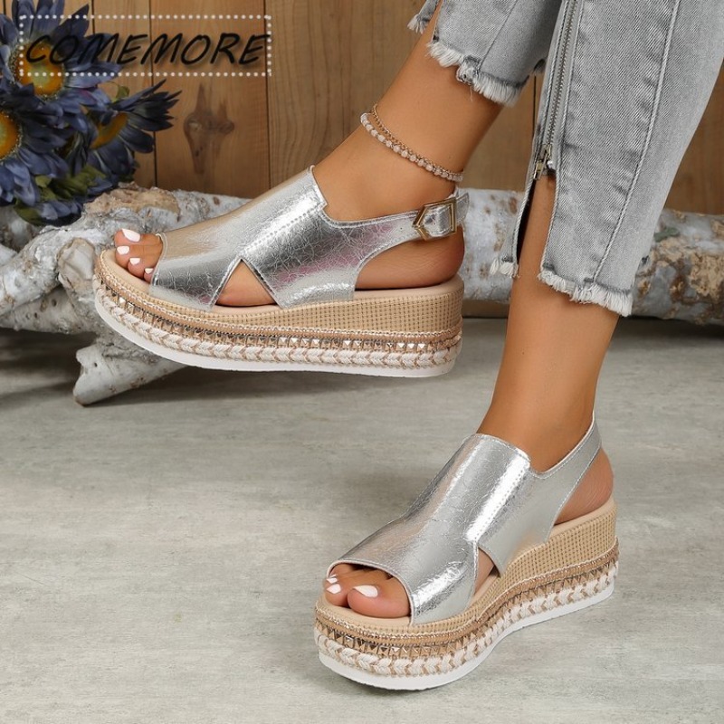 2024 New Black Wedge Women's Sandals Summer Fashion Elegant Platform Leisure Women Shoes High Heel Golden Heels Designer Sandals