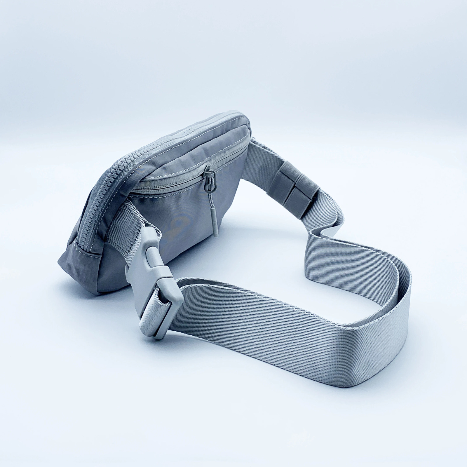 Metal Everywhere Belt Bag Sports Waist Yoga Mobile Super Trusted Portable Unisex Fitness Running y240830Z