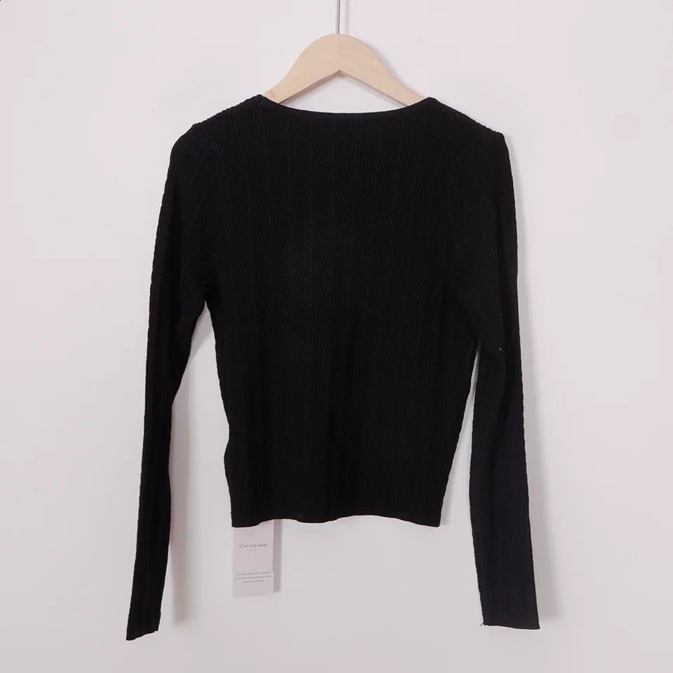 ZESSAM Solid Knit Women Short Style TShirt VNeck Long Sleeve Slim Fit Button Lady cardigan Casual Vintage Femme Top 240827