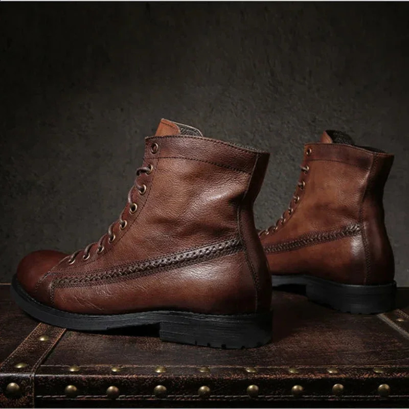 Men Platform Motorcycle Booties Casual High-top Shoes Retro Men Leather Boots Solid Color Lace Up Ankle Boots Autumn Winter 240830