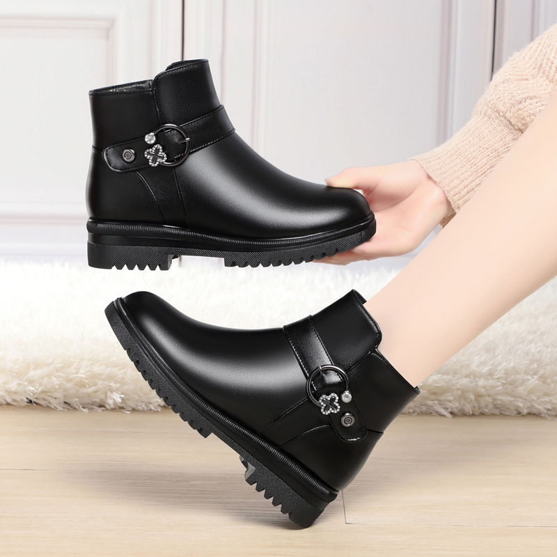AIYUQI Women Winter Boots Anti-slip 2024 New Genuine Leather Warm Mom Boots Women Thick Wool Large Size Women's Ankle Boots