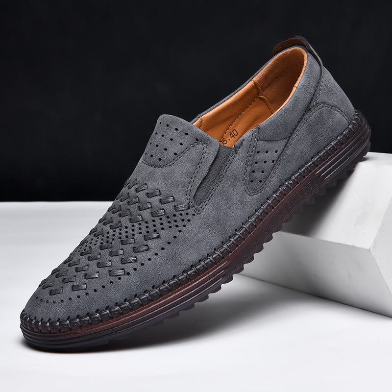 2024 New Handmade Leather Design Fashion Sneakers Slip On Loafers Summer Breathable Casual Shoes Men Driving Flat 0bda