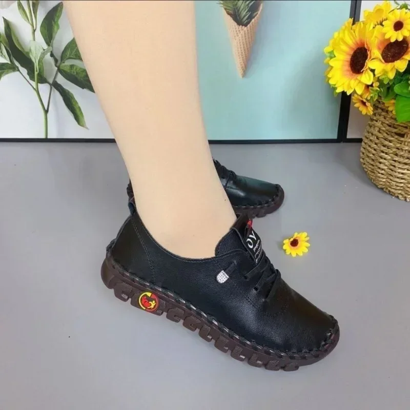 2025 NEW Vintage Women Breathable Shoes Platform Loafers Lace Up Leather Hollow Slip On New Fashion Casual Mom Shoe atos Mujer