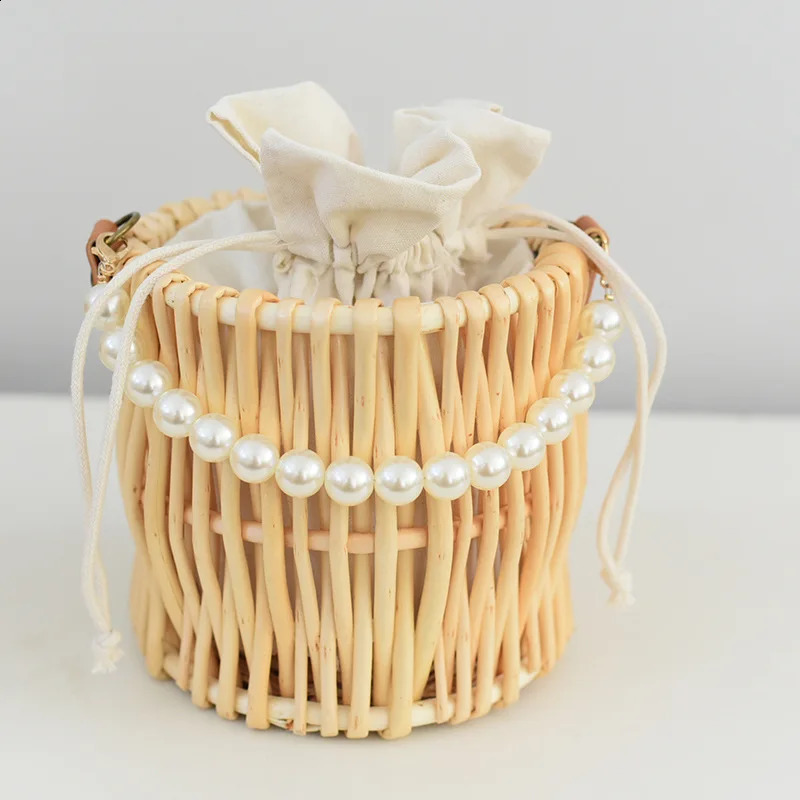 Round Grass Bucket Bag Vintage Handmade Womens Latan Shoulder Summer Messenger Vacation Leisure 240830