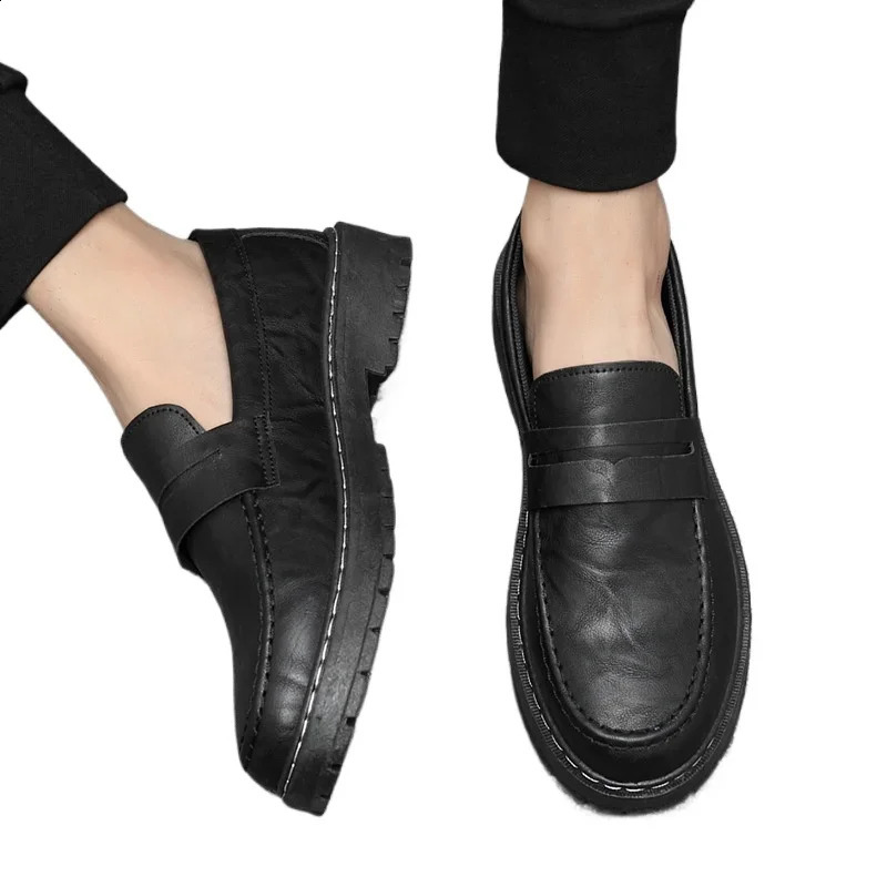 Thick Soled Loafers Men Leather Shoes Breathable Slip on Loafers Solid Color Men Casual Shoes Handmade Men Formal Shoes 240830