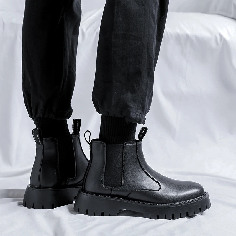 Classic Retro Thick Soled Leather Chelsea Boot Men Fashion Boot Men Casual British Style Bootanti-slip Wearable Comfort Boot 240830