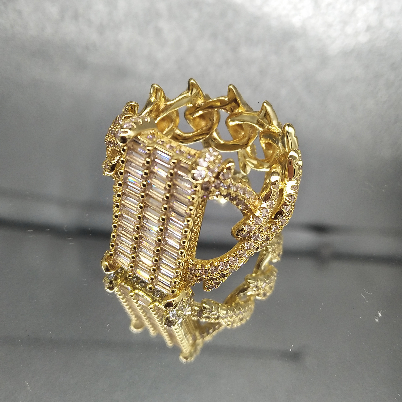 New in hip hop Designer Luxury Baguette Zircon Ring Iced Out Micro Pave CZ Stones Hollow Square Shape Finger Fashion Jewelry Valentine Day Gift For Me