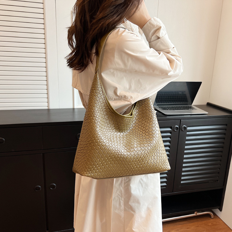 Soft Leather Versatile Shoulder for Women Armpit Bag | Large Capacity b654