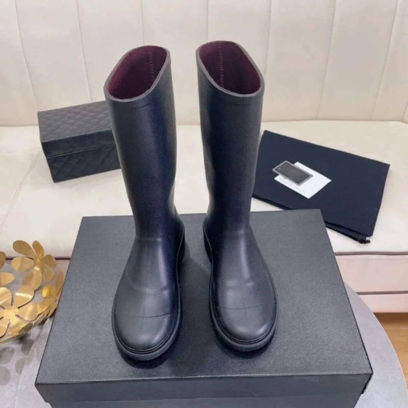 Luxurys designer square toe women rain boots thick heel thick sole Long boots fashion boots men women rubber boots new waterproof and anti slip high tube rain shoes 889