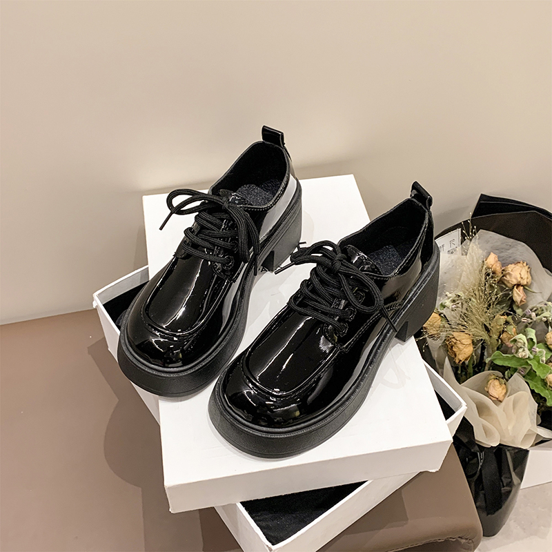 Spring New 2024 New Black Platform Flats Women Loafers Slip On Boat Shoes Designer Quality Casual Leather Oxfords