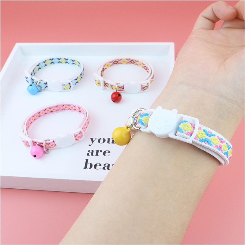 Adjustable Cat Collar with Bell To Prevent Getting Lost, Colorful Plaid Jacquard Pet Collar for Kitten and Puppy Pet Accessories